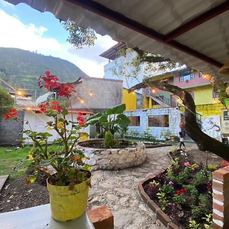 Garden House Hostal بانيوس المظهر الخارجي الصورة