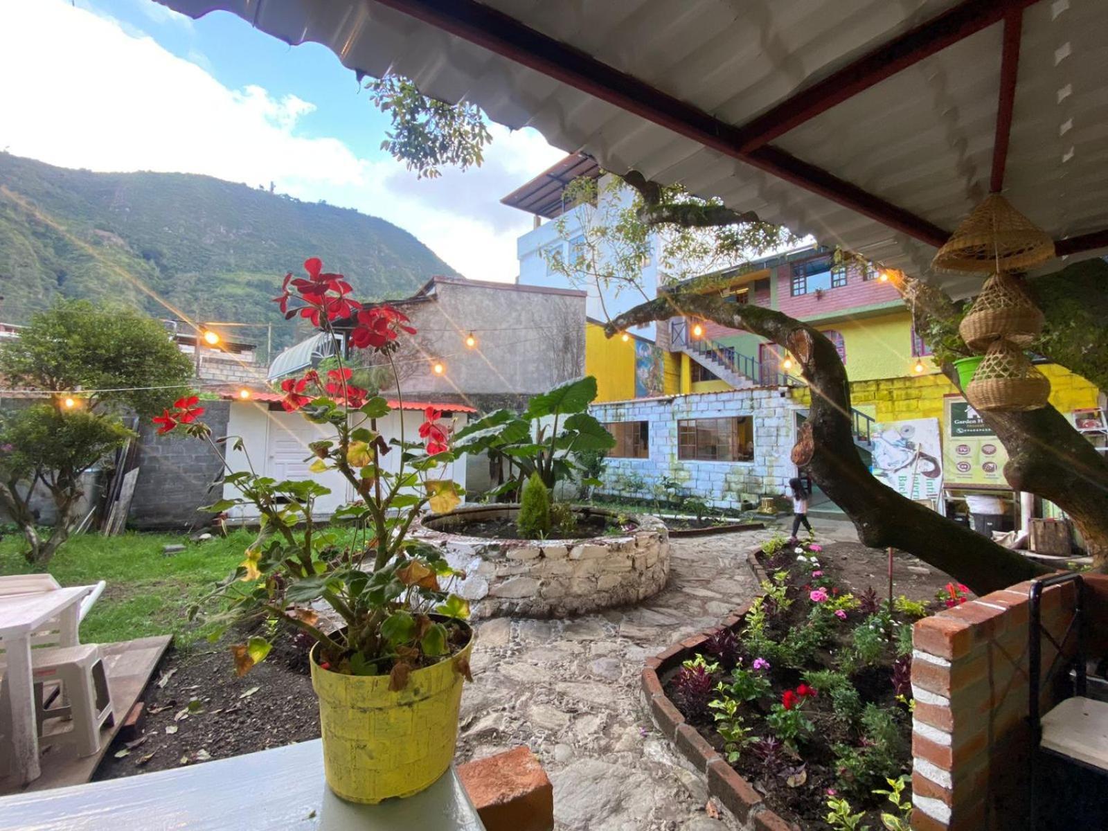 Garden House Hostal بانيوس المظهر الخارجي الصورة