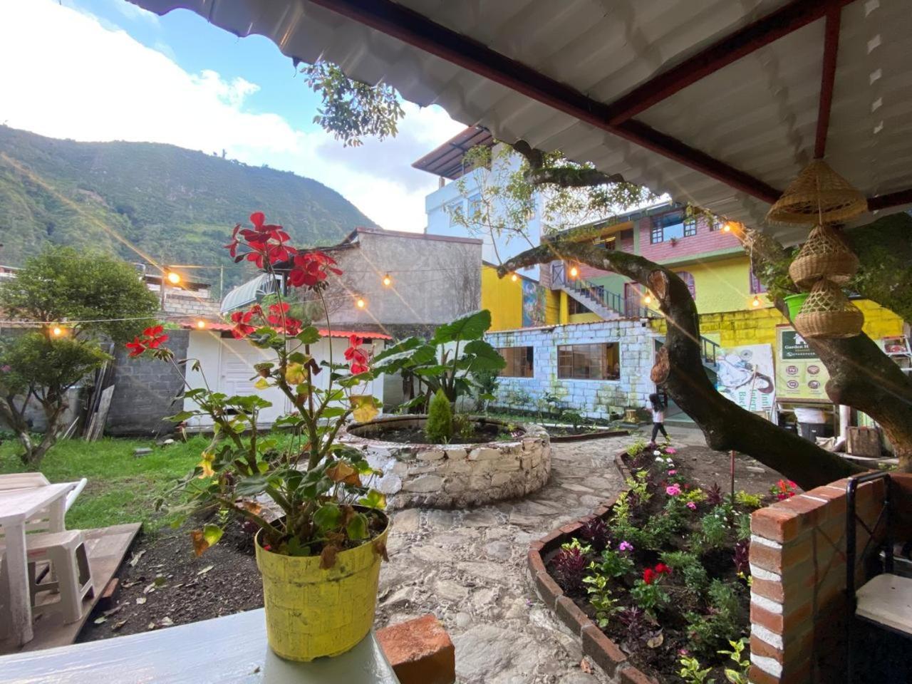 Garden House Hostal بانيوس المظهر الخارجي الصورة